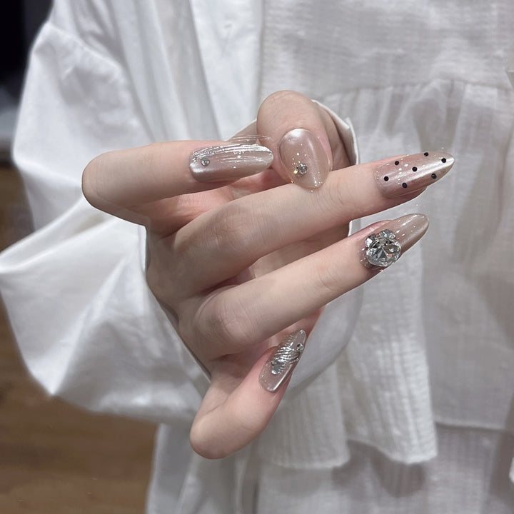 Nail Art Studio Bowlift