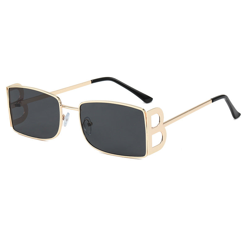 Ladies Designer Sunglasses with Striking Frame Bowlift