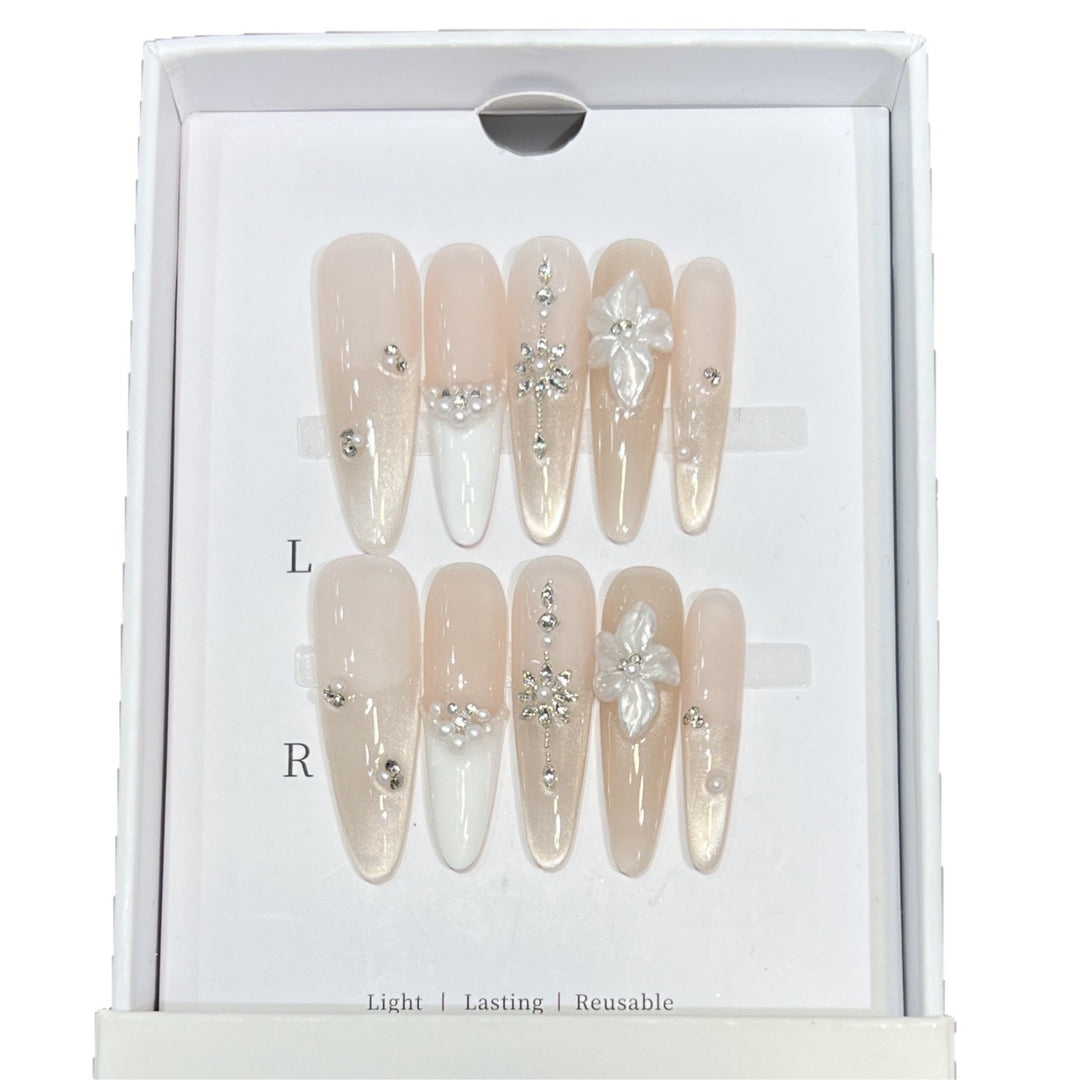 Ornate Press-On Nail Design Bowlift