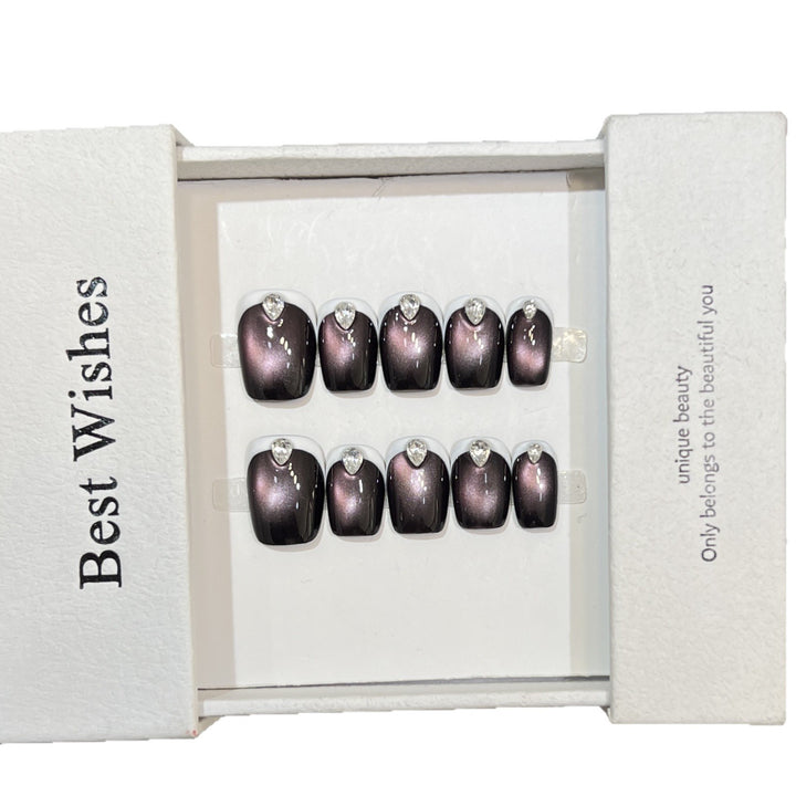 Elegant Gel Press-On Nail Set with Rhinestone Details Bowlift