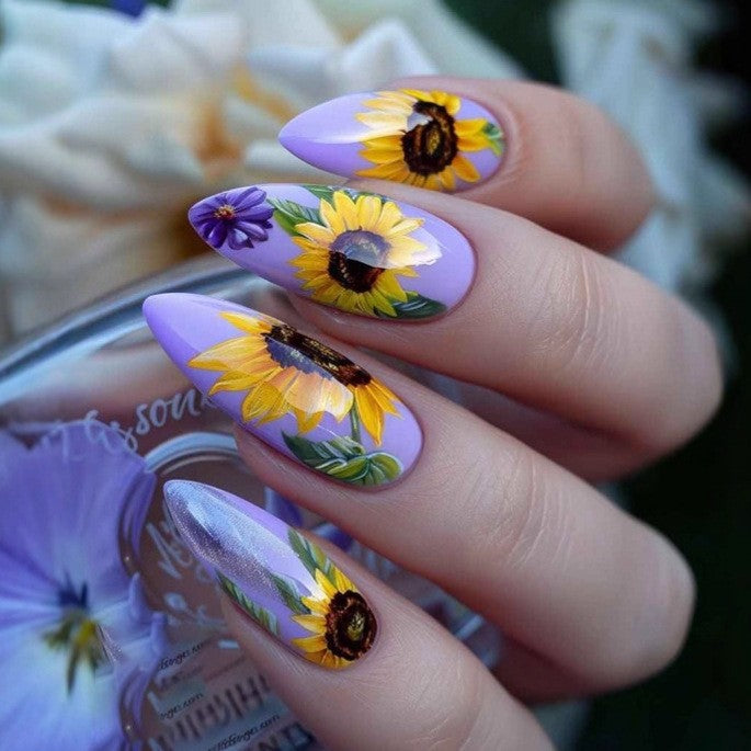 Art Nails in Luxurious Floral Design Bowlift 1787298902