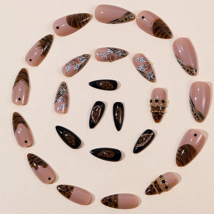 Decorative 3D Stiletto Nail Art Extensions Bowlift