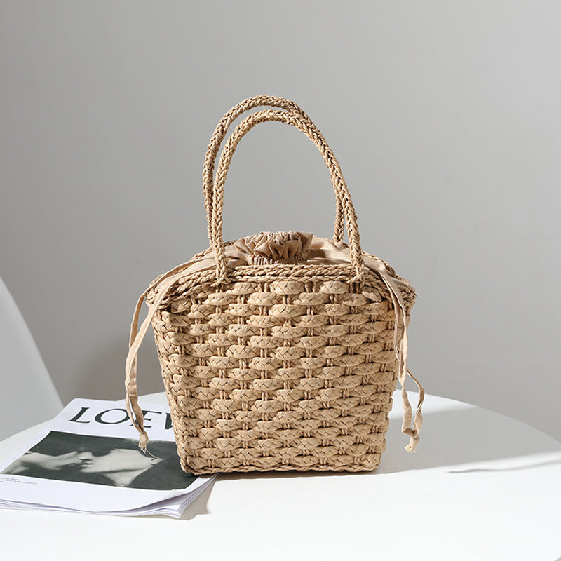 Handmade straw bag with adjustable inner lining Bowlift