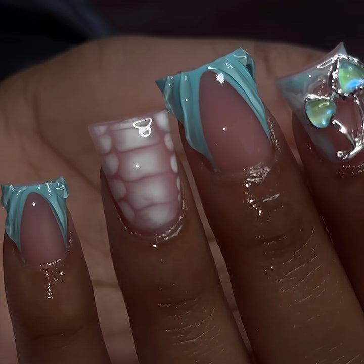 Artistic Nail Art Bowlift