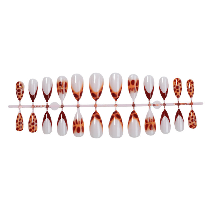 Fashionable Press-On Nail Art Set Bowlift