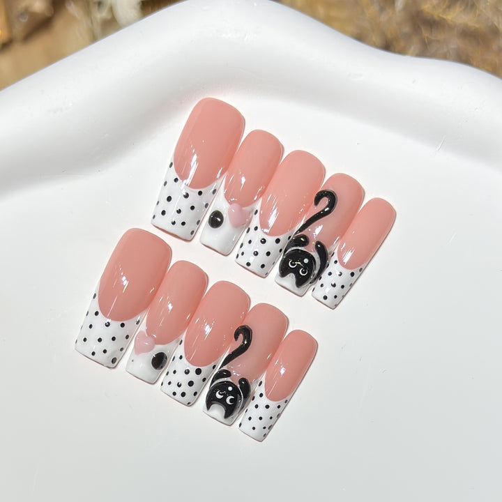Cat-Themed Nail Art Set Bowlift