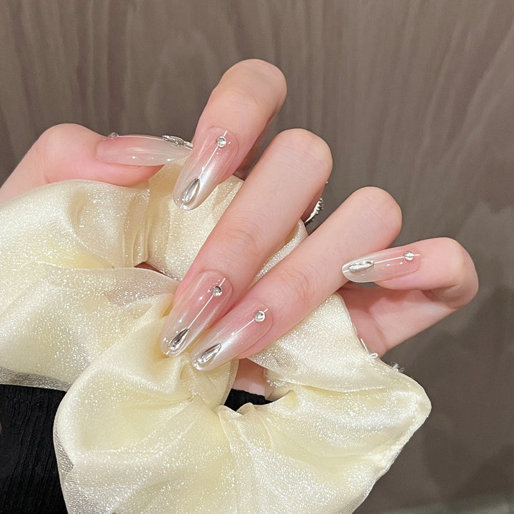 Elegant Press-On Nail Set with Rhinestone Accents Bowlift