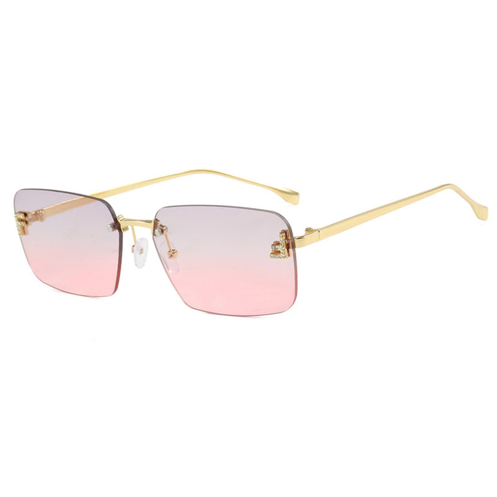 Ladies square sunglasses with elegant golden frame and stylish lenses Bowlift