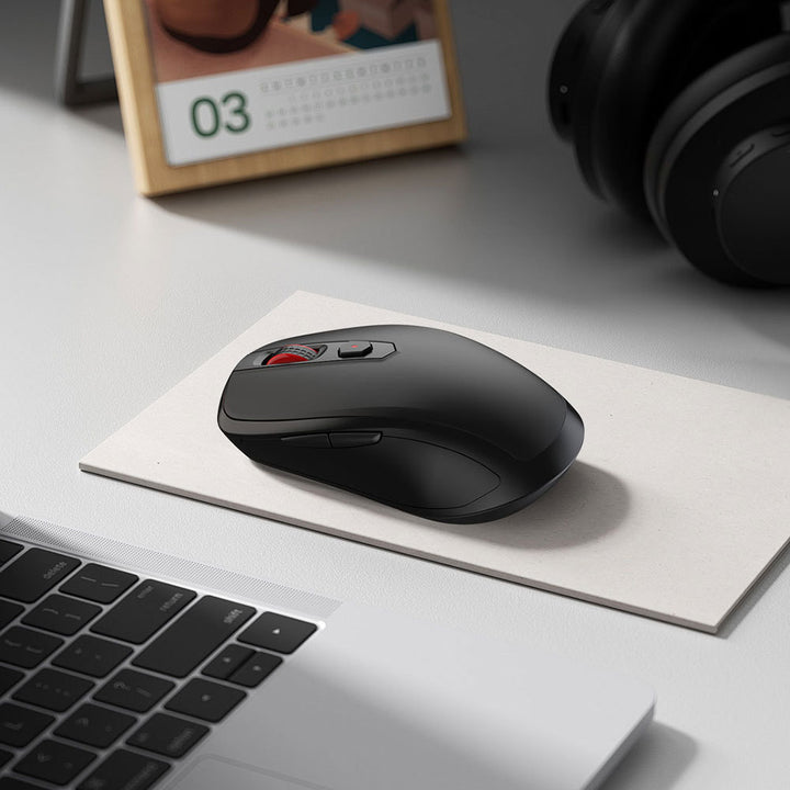 Ergonomic Wireless Gaming Mouse with Rgb Lighting Bowlift