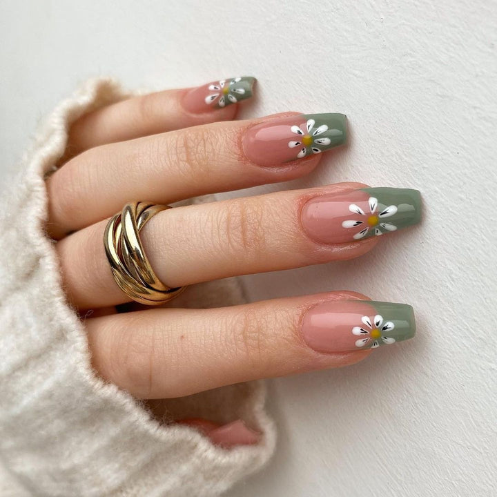 Artful Nail Art with Floral Patterns Bowlift