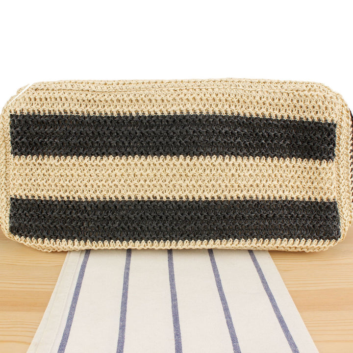 Beach bag with elegant leather handles and practical interior bag Bowlift