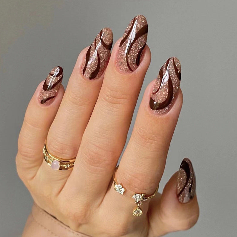 Artful nail art with elegant wave pattern Bowlift