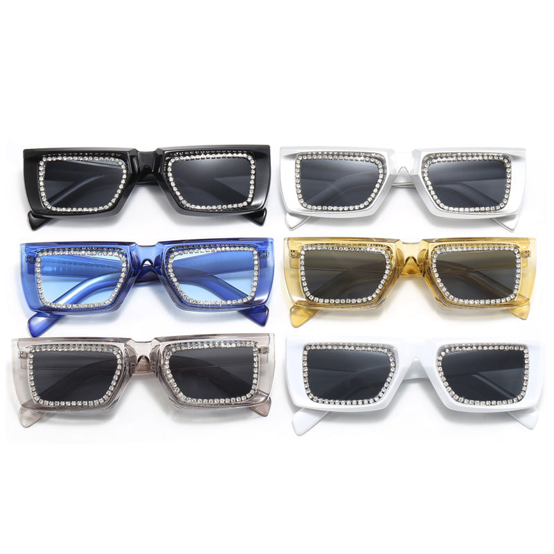 Women extravagant square sunglasses with glittering frame Bowlift