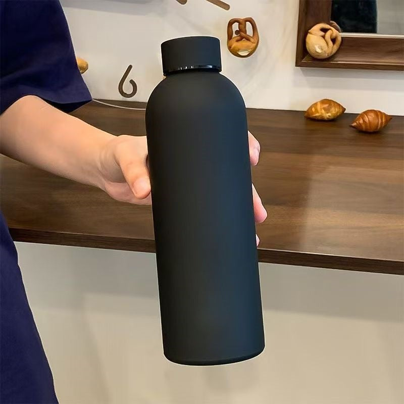 Ladies insulated drinking bottle with floral design and hygienic closure system Bowlift