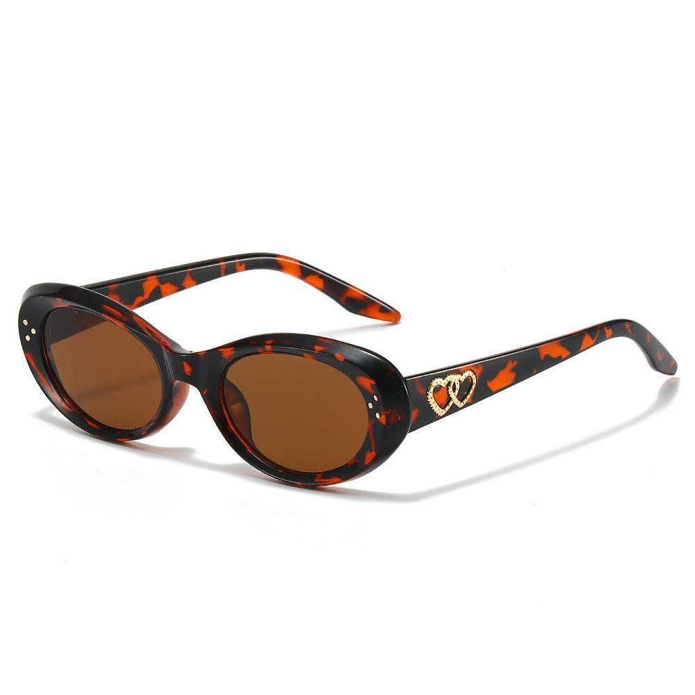 Fashionable Retro-Inspired Oval Sunglasses Bowlift