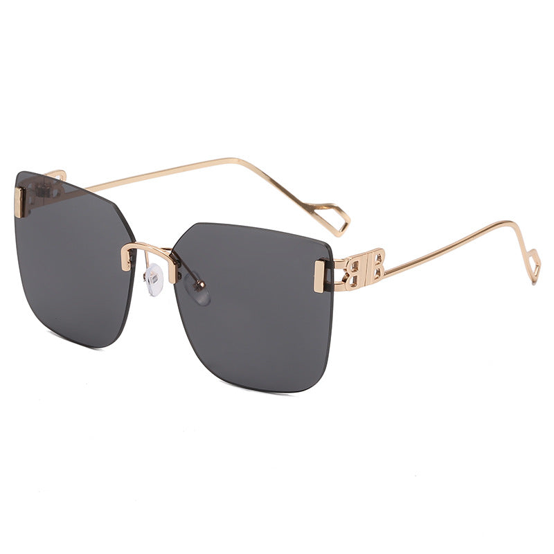Women elegant square sunglasses with gold-colored metal frame Bowlift