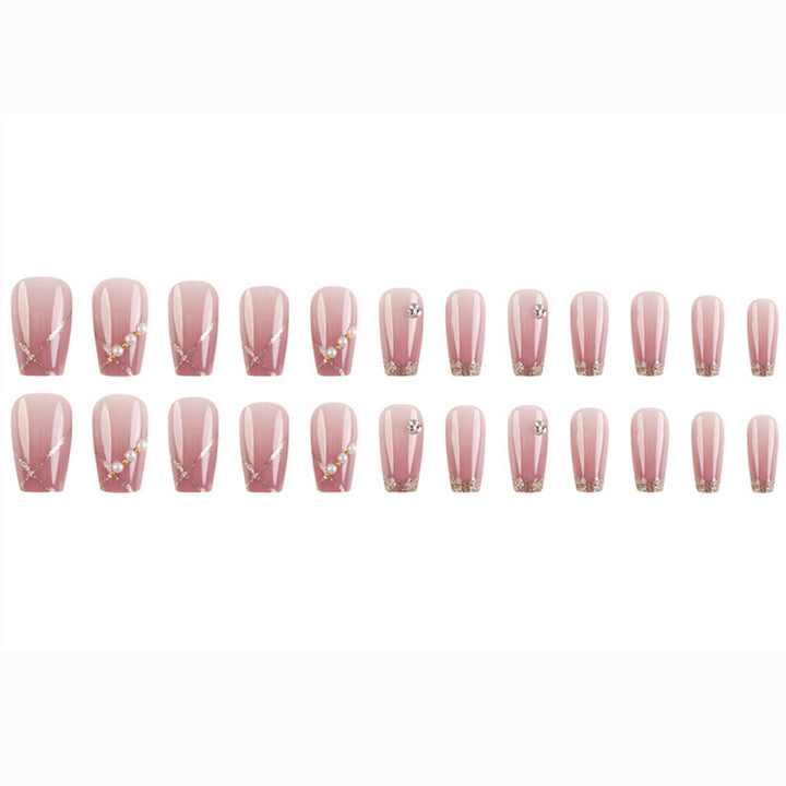 Artificial nails with heart design Bowlift
