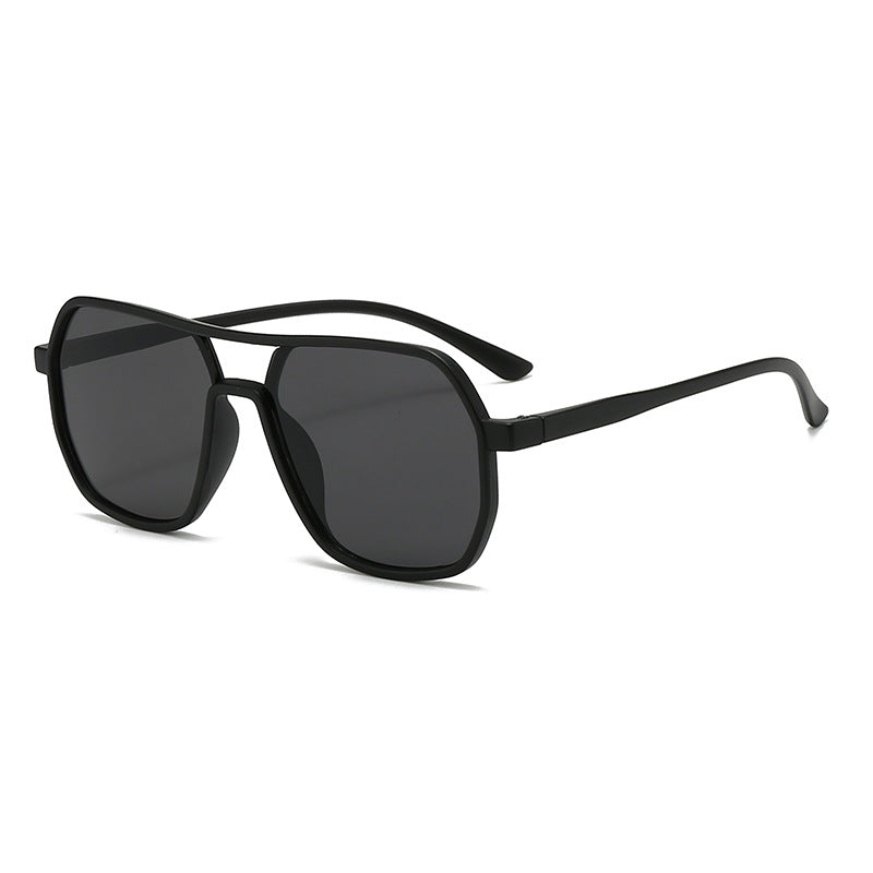 Women's trendy oversized sunglasses in modern design Bowlift
