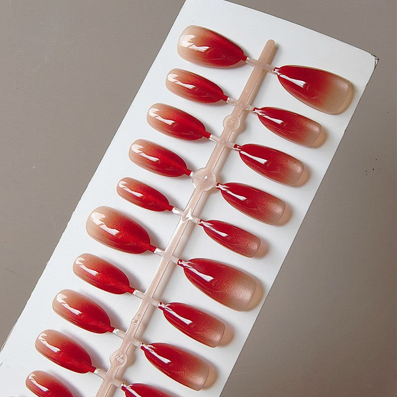Artificial Nails in Elegant Ombre Look Bowlift