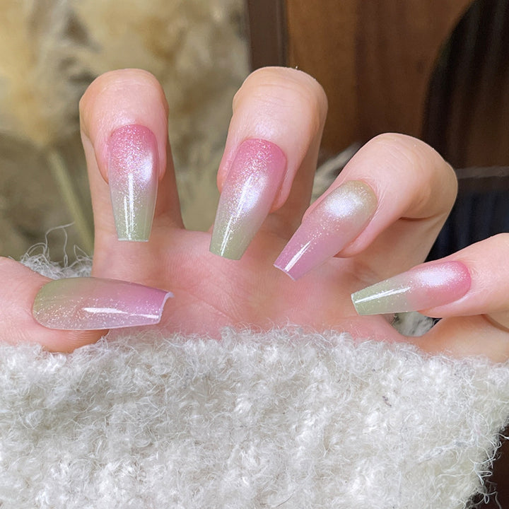 Ombre Press-On Nails with Glitter Finish Bowlift