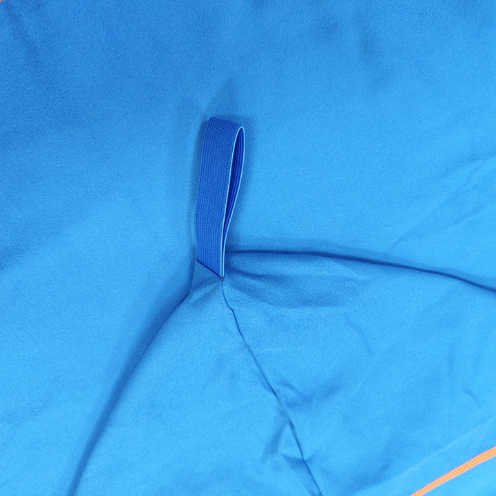 Hooded poncho with practical pockets and quick-drying material Bowlift