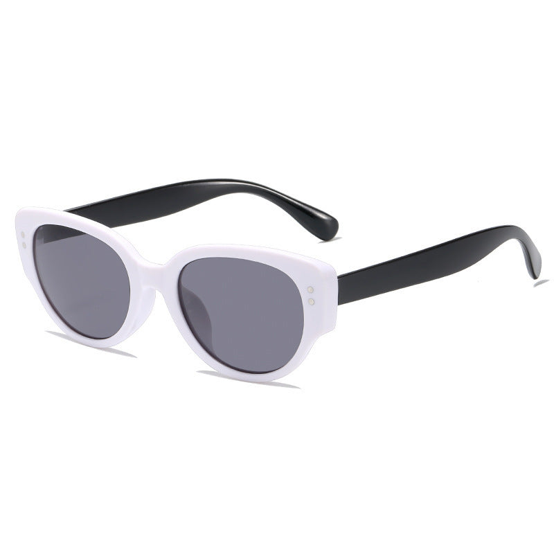 Stylish Cat-Eye Glasses Bowlift