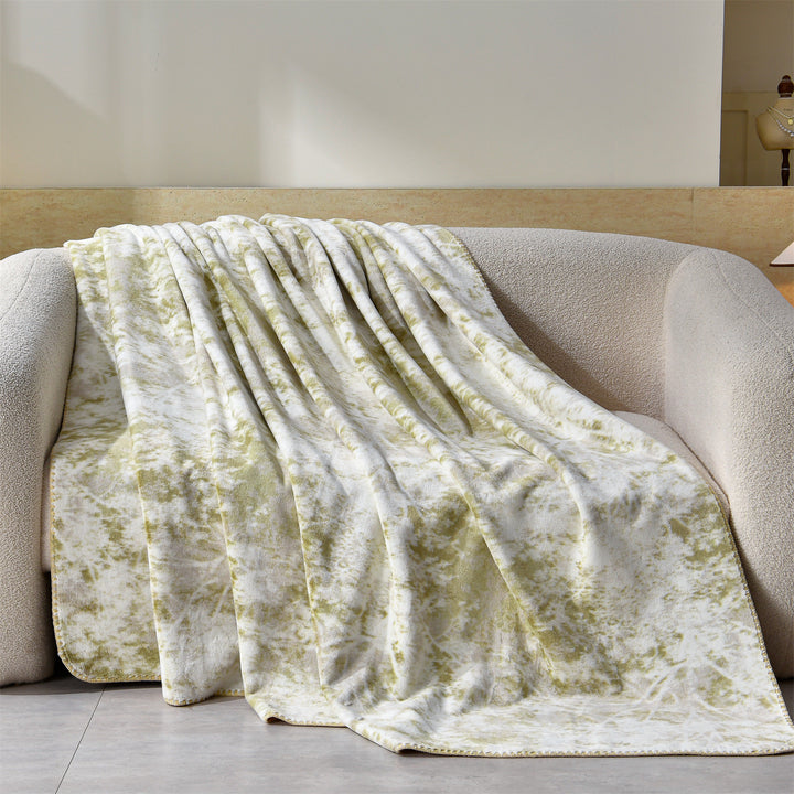 Luxury Leopard-Print Fleece Throw Blanket Bowlift