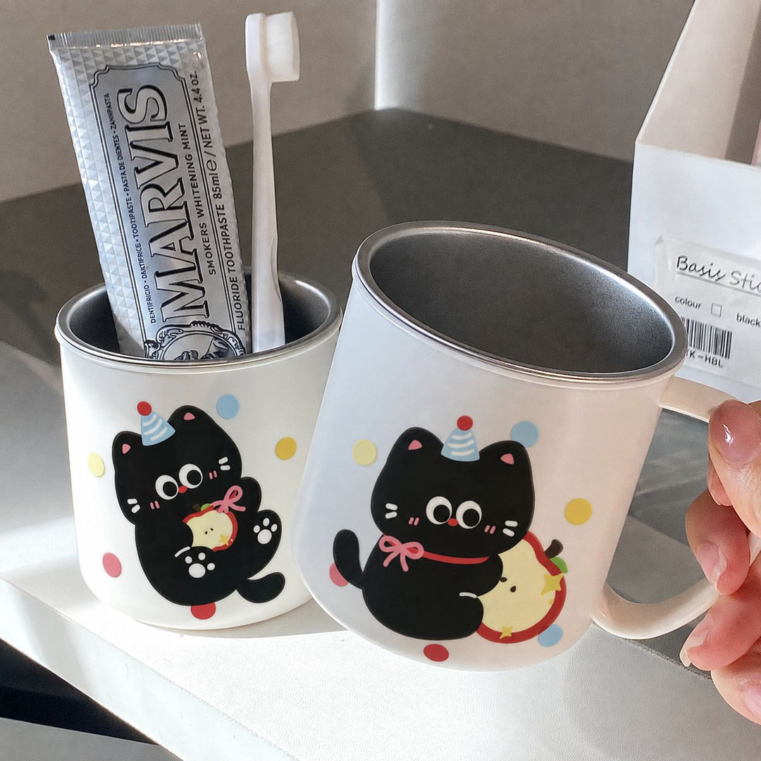 Ceramic mug with playful animal motif Bowlift