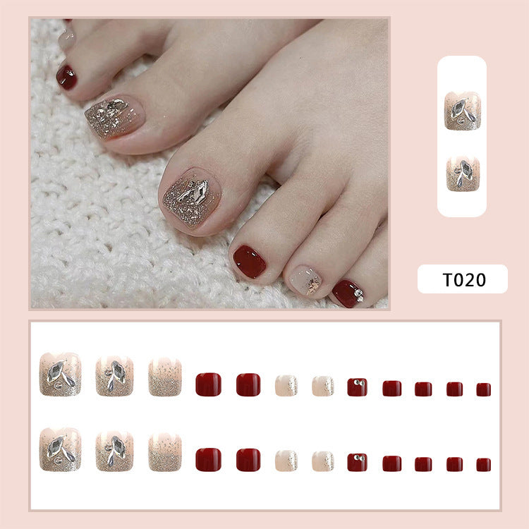 Nail art set with glamorous glitter accents Bowlift
