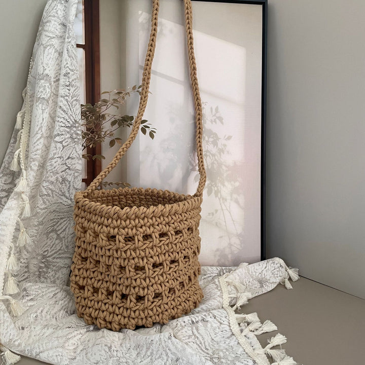Hand-knotted tote bag Bowlift