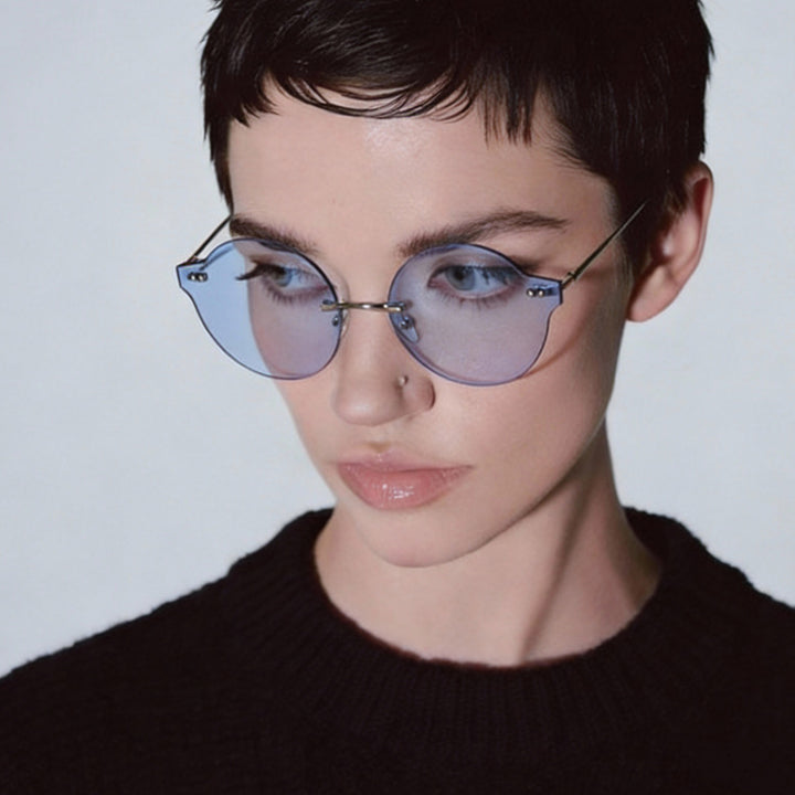 Women's sunglasses in a unique, elegant design Bowlift