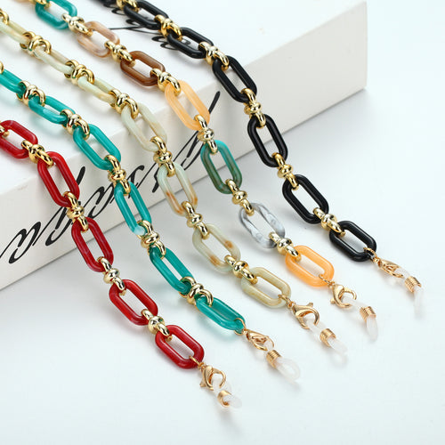Fashionable sunglasses with chain pendant Bowlift
