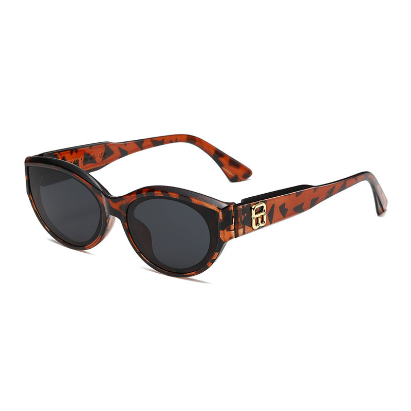 Women's trendy Cat-Eye sunglasses with luxurious design Bowlift