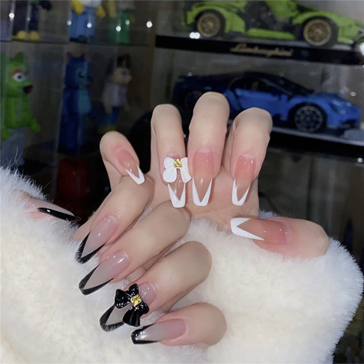 Decorative Floral Press-On Nail Art Set Bowlift