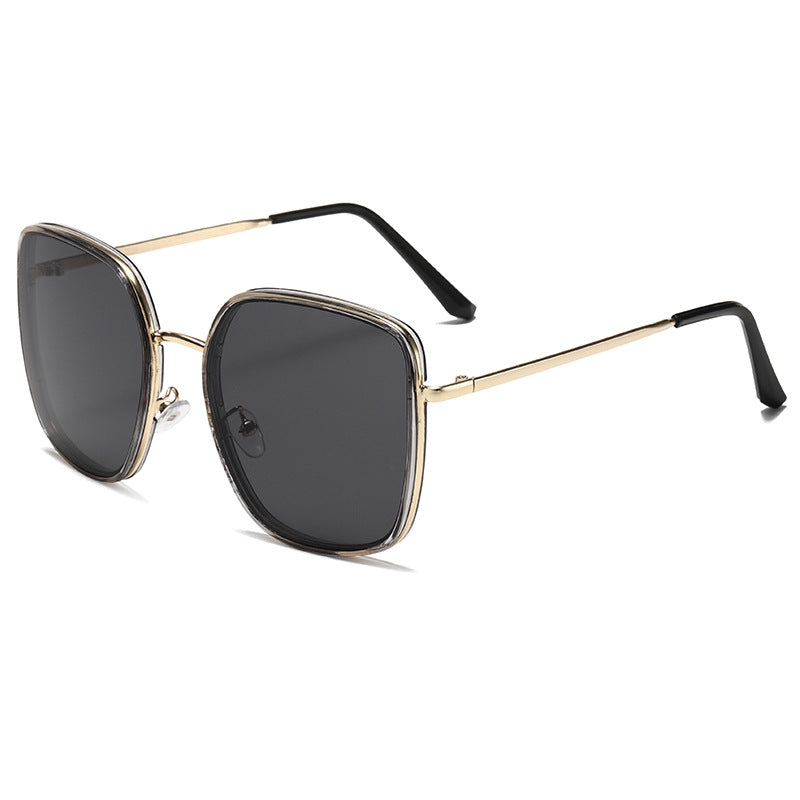 Ladies square sunglasses with luxurious metal frame and UV protection Bowlift