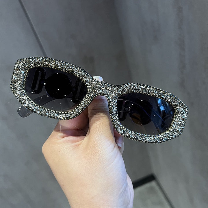 Ladies Fashion Sunglasses with Sparkling Rhinestone Frame Bowlift