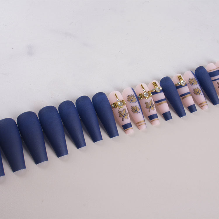 Artificial nail set with elegant leaf design and matte finish Bowlift