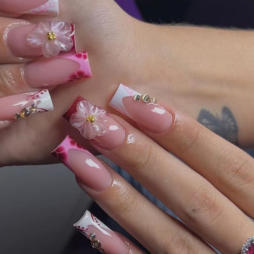 Elegant 3D Floral Press-On Nail Extensions Bowlift
