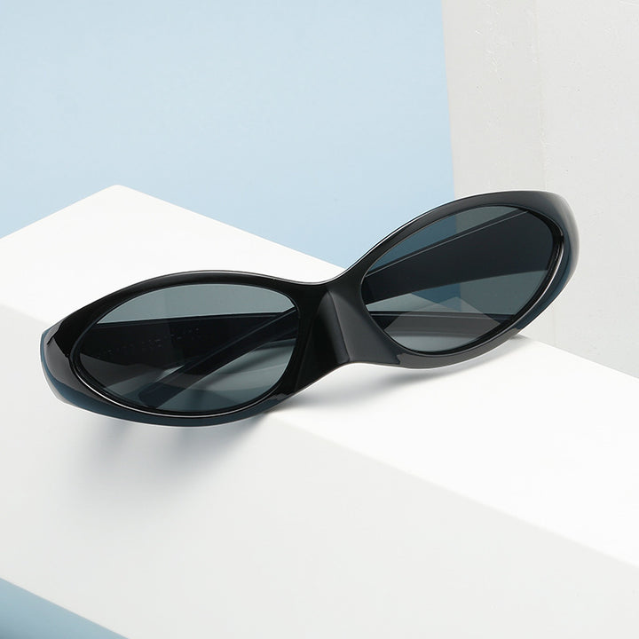 Women's Sporty Sunglasses with Aerodynamic Design Bowlift