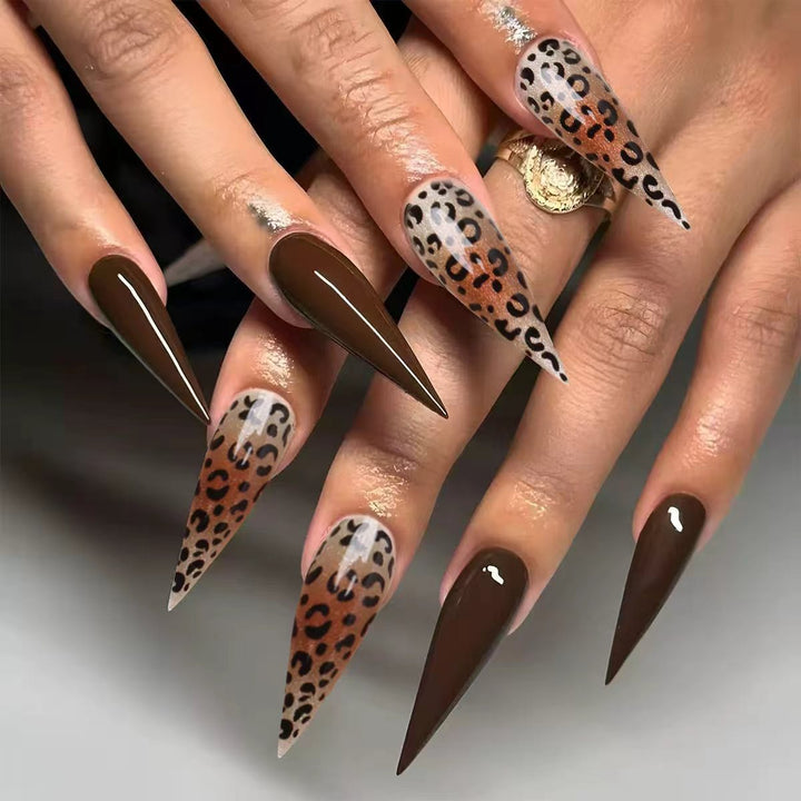 Elegant designed artificial nails Bowlift