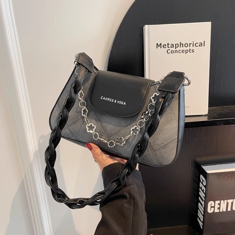 Fashion Statement Handbag Bowlift