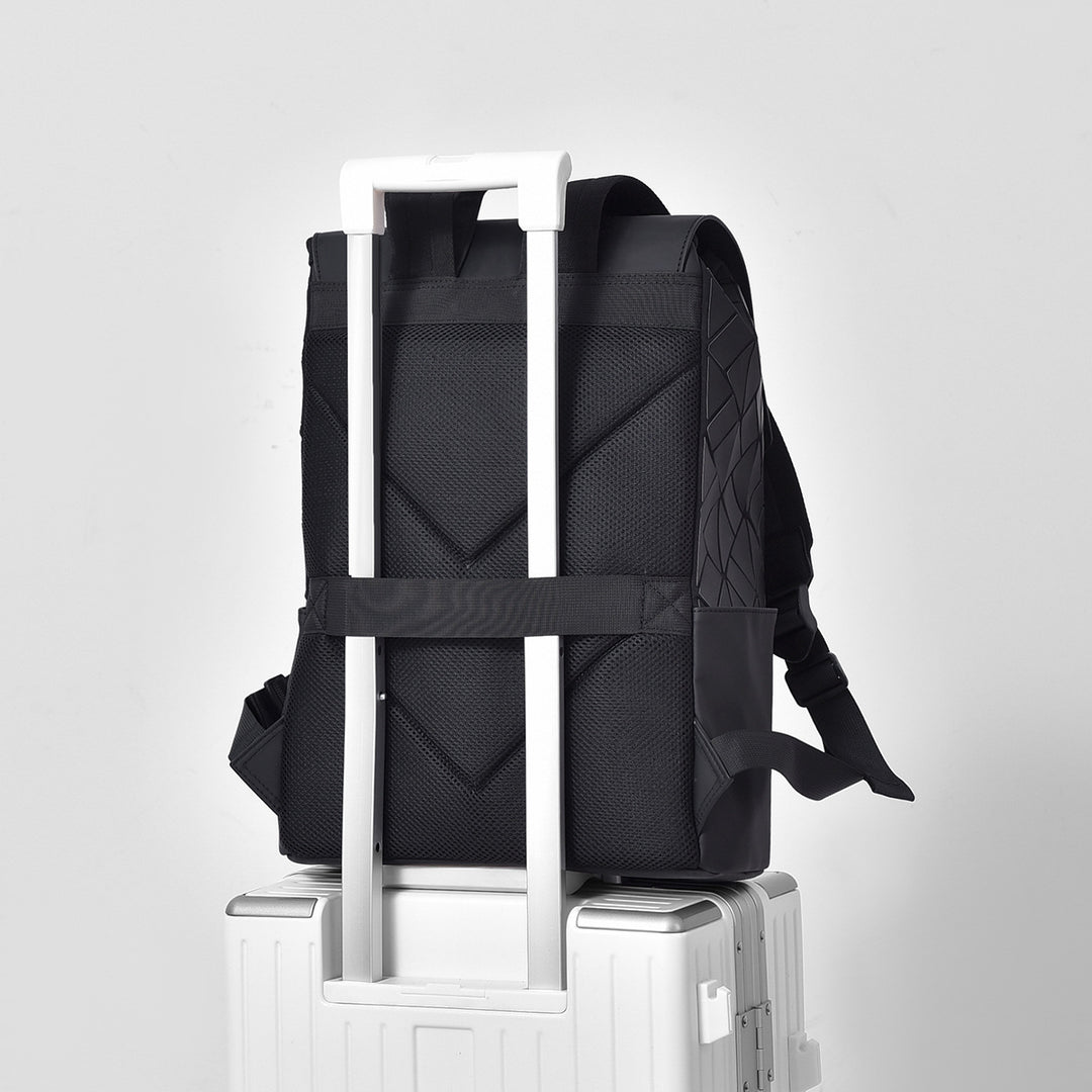 Geometric-Patterned High-Performance Backpack Bowlift