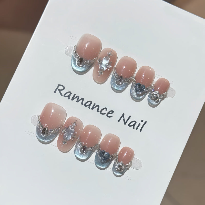 Elegant Press-On Nail Set Bowlift