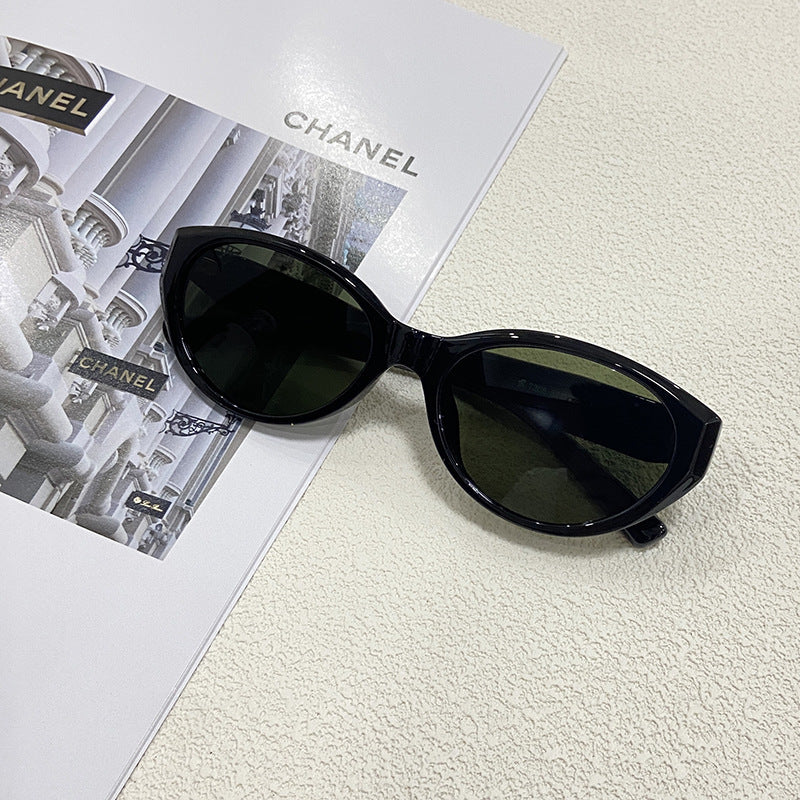 Fashionable Cat-Eye Sunglasses for Stylish Outfits Bowlift