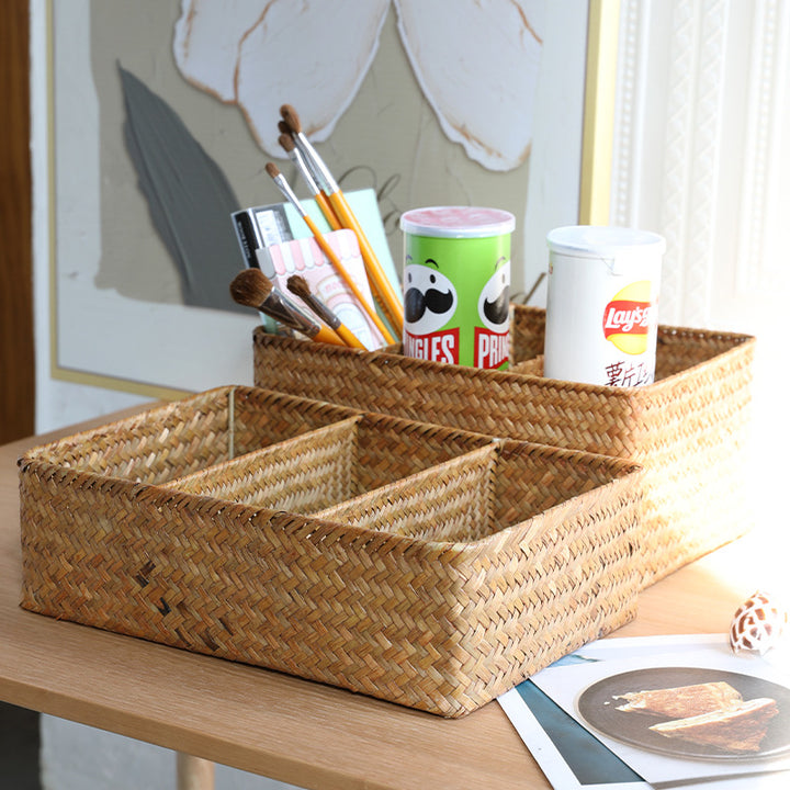 Unisex storage basket with three compartments made of handwoven natural material Bowlift