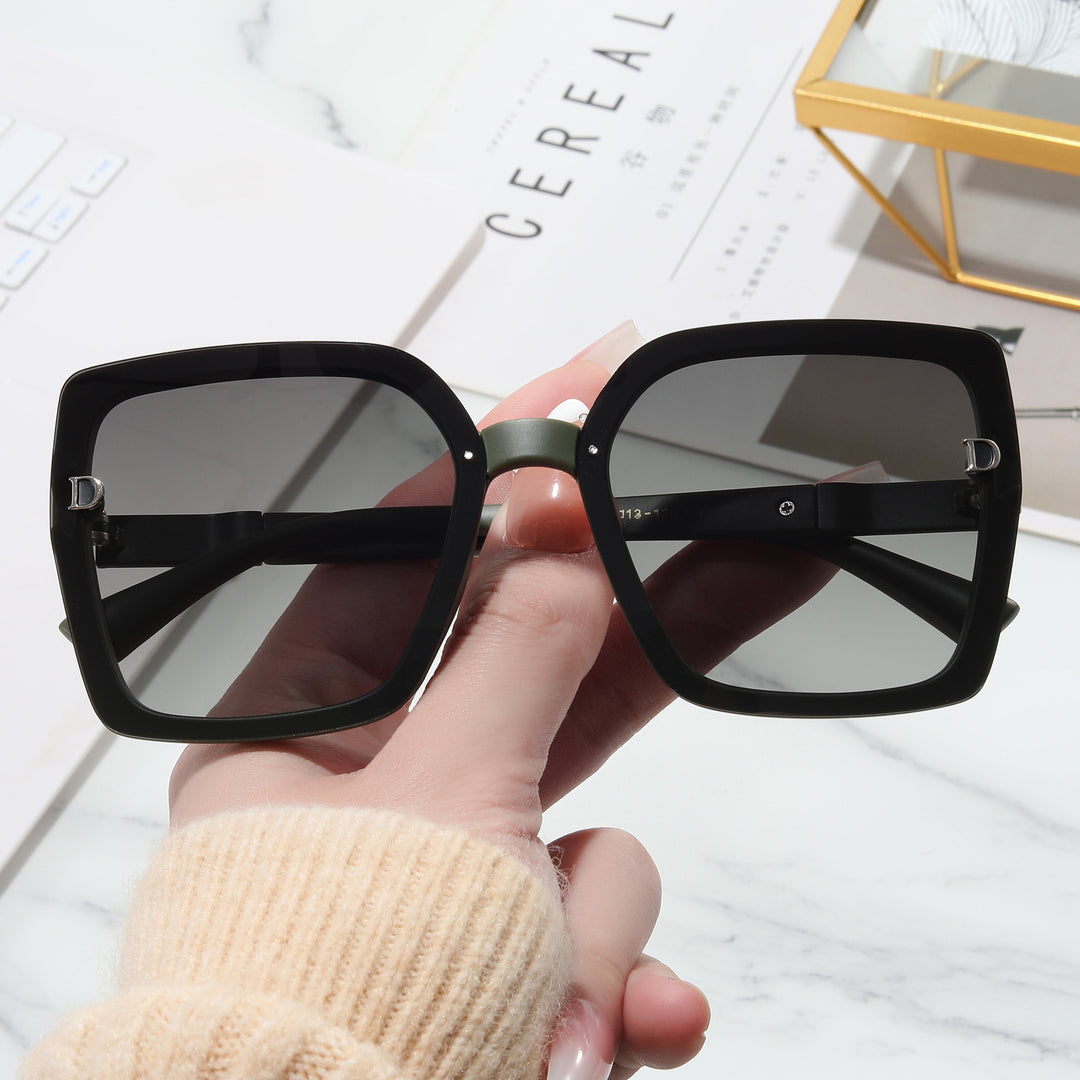 Women's Sunglasses Bowlift