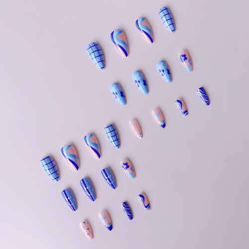 Artificial nail set with colorful flower pattern and creative accents Bowlift