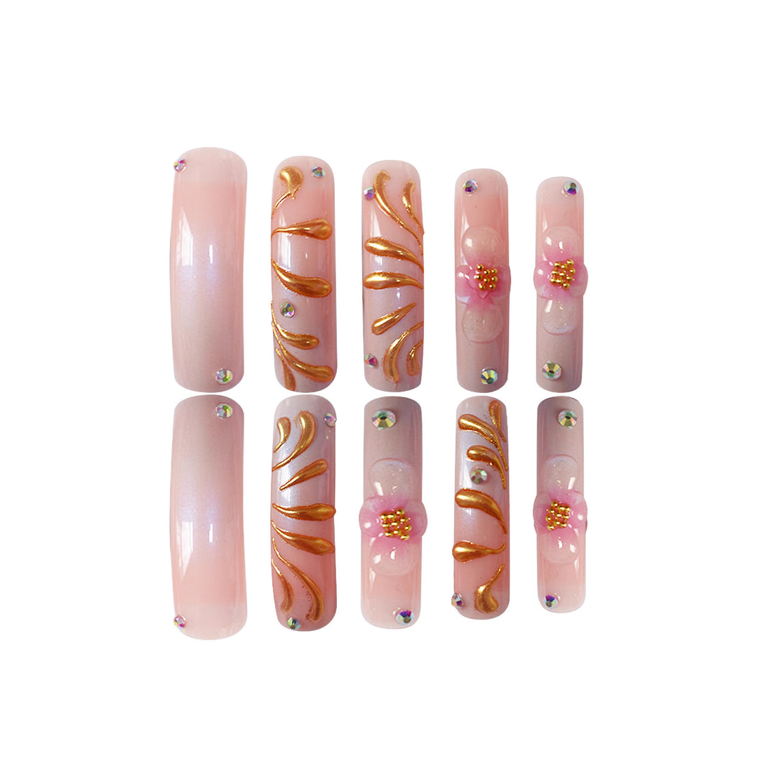 Luxury Gold-Accented Press-On Nail Art Bowlift