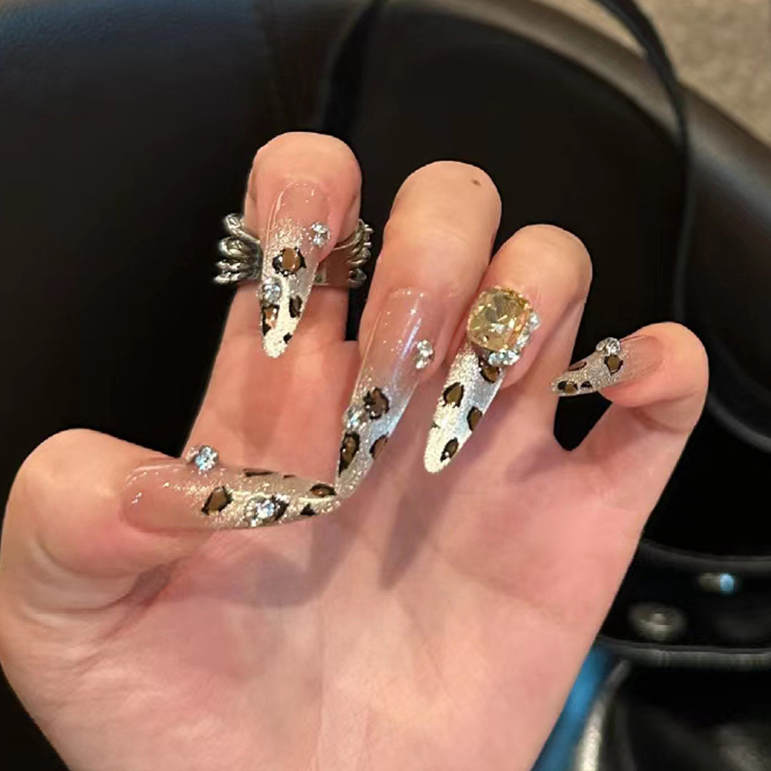 Artistic Stiletto Press-On Nail Set with Elegant Leopard Design Bowlift