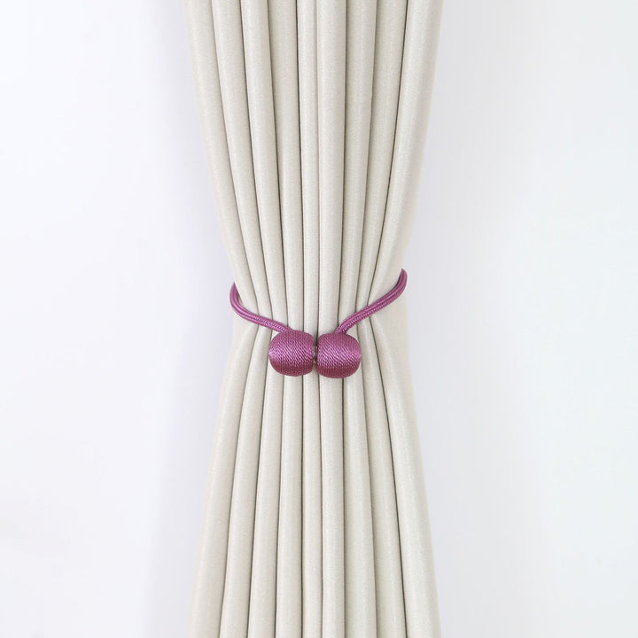 Decorative curtain tieback Bowlift